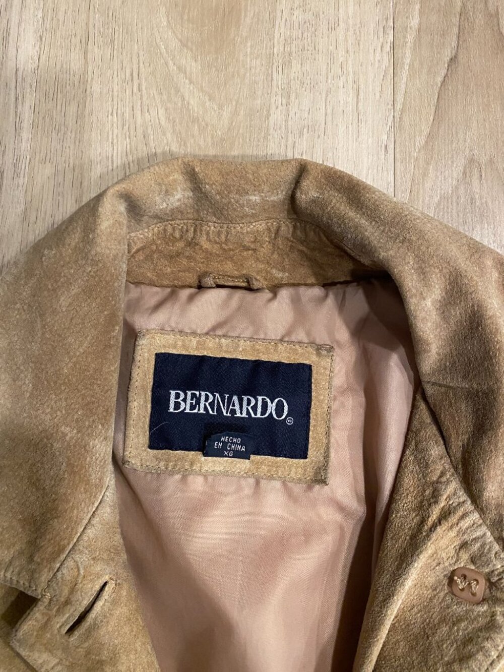 Bernardo Genuine Leather Suede Jacket XL Camel Tan Distressed Vintage - Picture 8 of 16